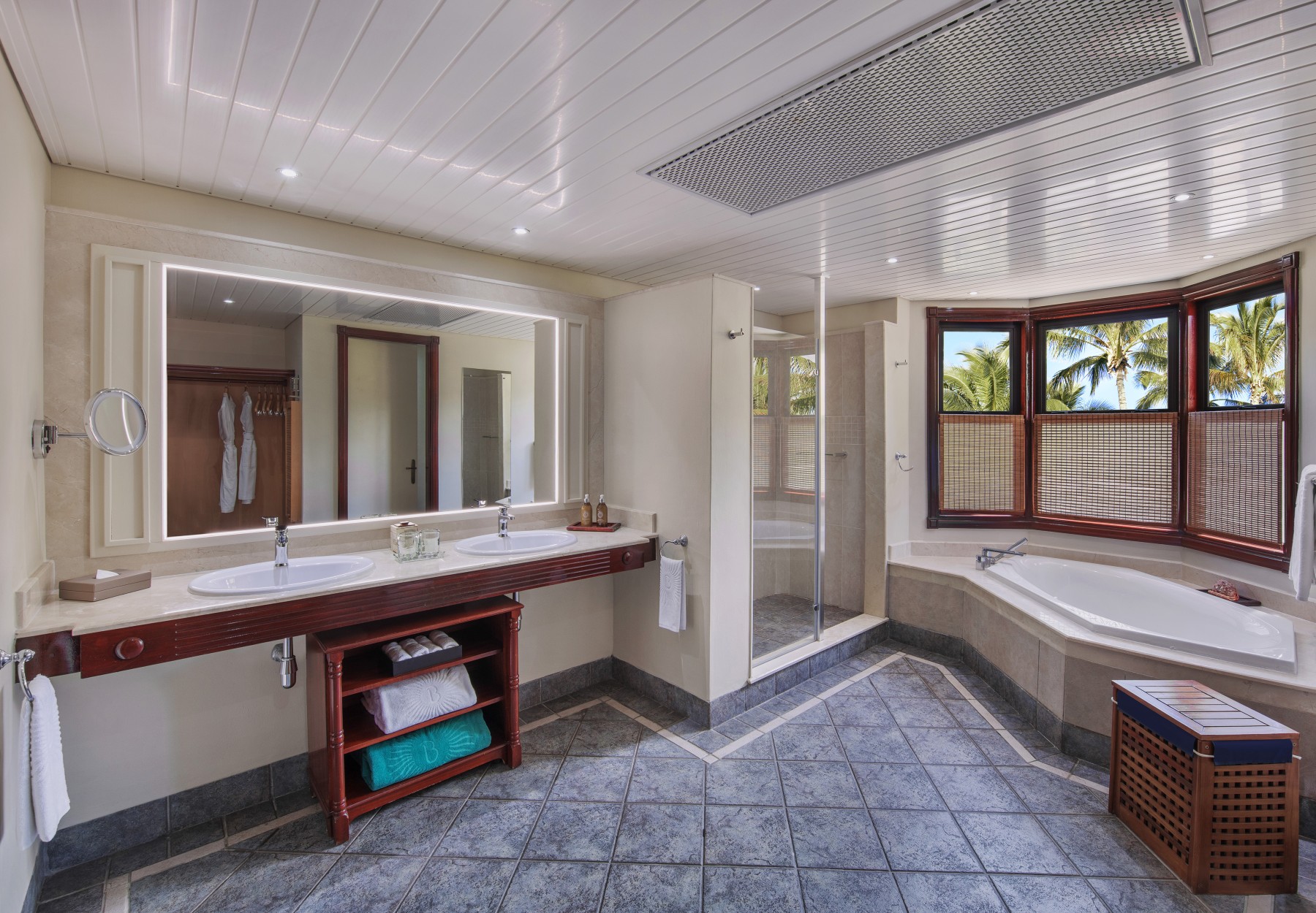 Junior Suite/Zen Suite Beachfront